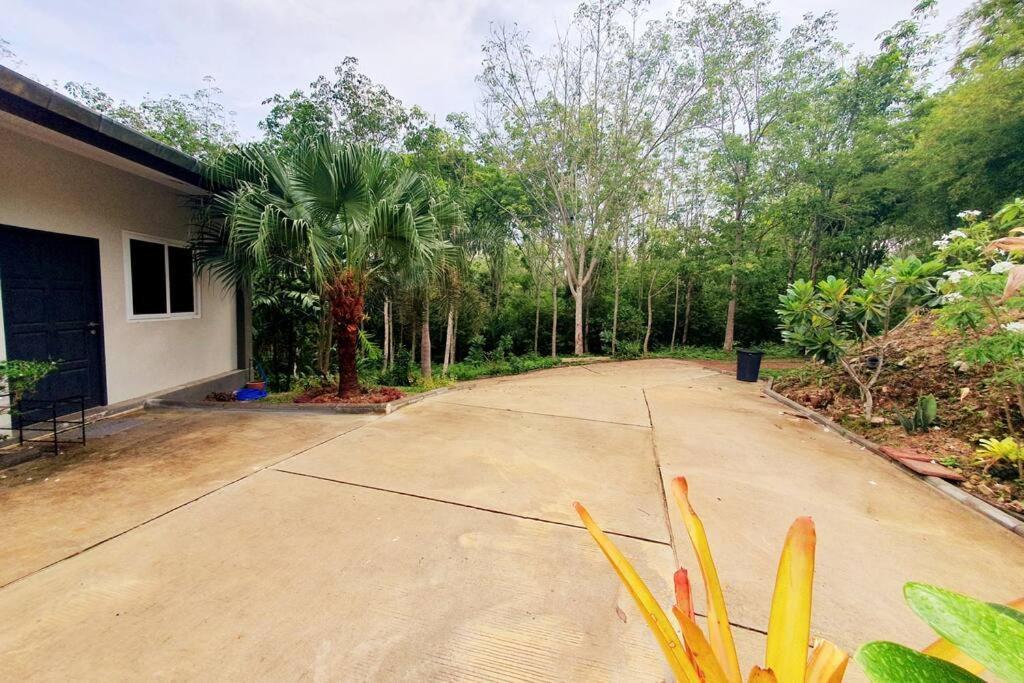 Lanta Sunshine 4 Two Bed With Ac And Work Space
